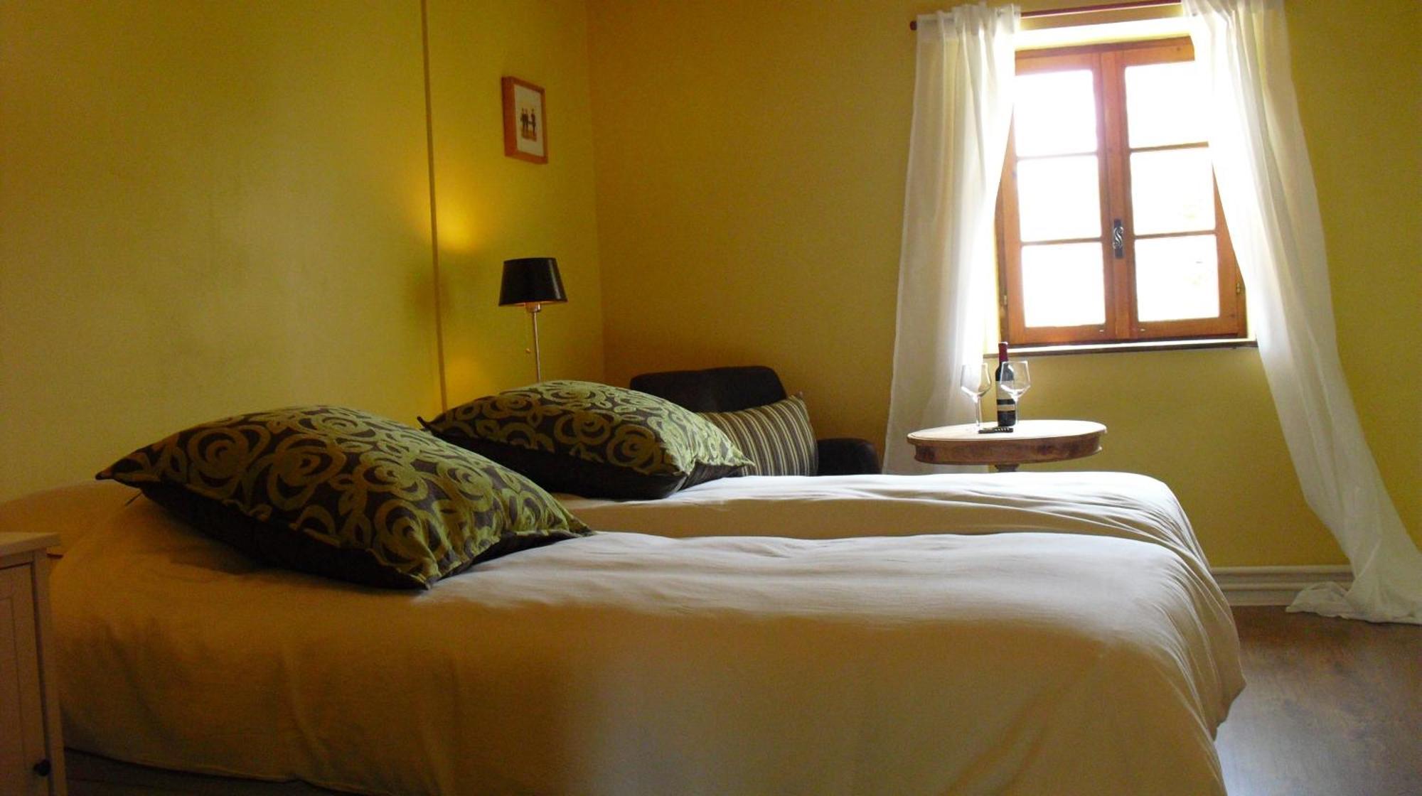 Savignac-de-Duras Luxury B&B Maison A Votre Sante, In Bordeaux Wine Region الغرفة الصورة
