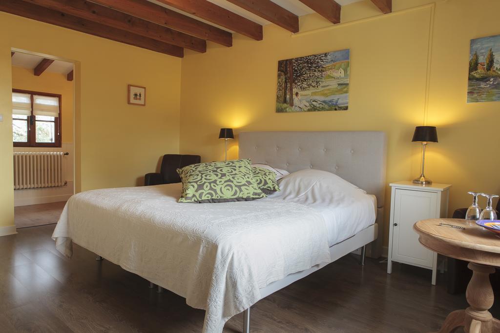 Savignac-de-Duras Luxury B&B Maison A Votre Sante, In Bordeaux Wine Region الغرفة الصورة